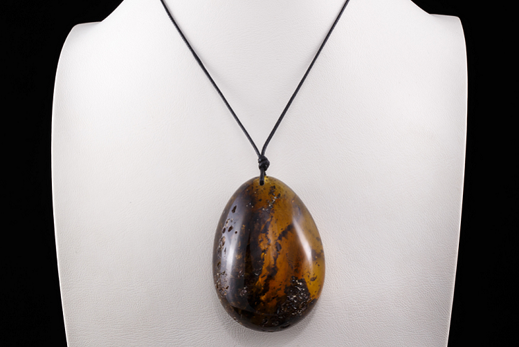 Chunky Pendant Necklaces