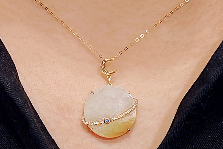 Cosmic Jewelry Trend: necklace